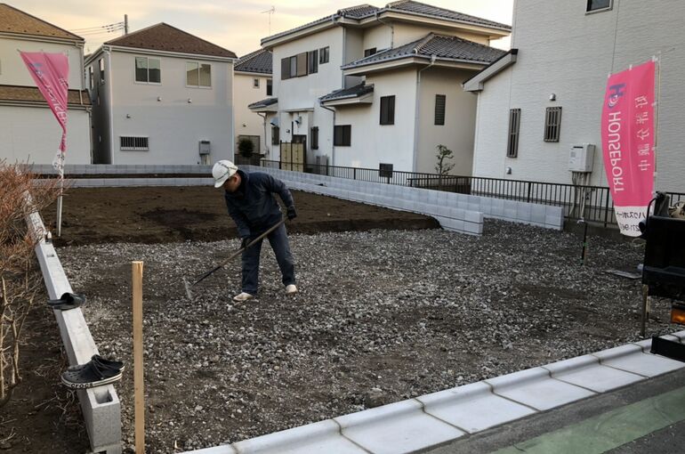 3AF4D37B-6098-436F-9253-C2F7B0172FF3