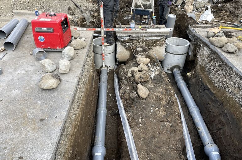 F42181AE-4414-4449-ABE5-2EFFC7F55849