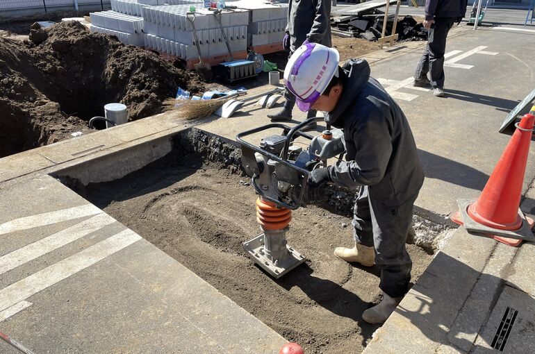 84618AE3-2106-4C27-98A7-55BE7DC40D57