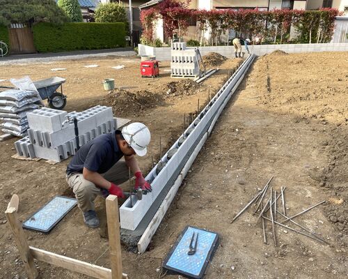 A92512B0-416A-4A2C-BAAE-EC6CED2766E9