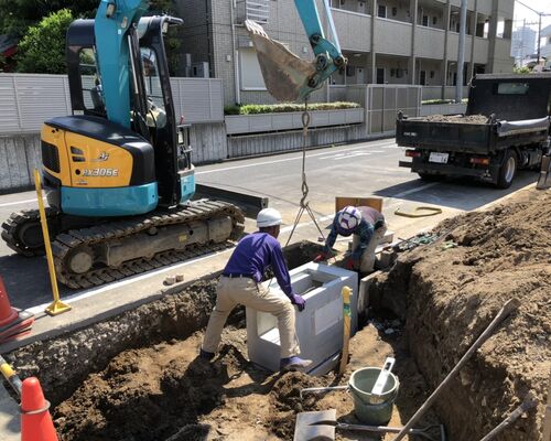 6BE2FAB3-05AA-4AAD-8471-D9EE343C636D