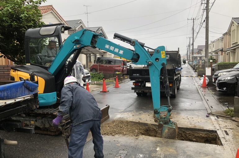 B6DDC982-322D-46D3-A0EF-CD130A21199E