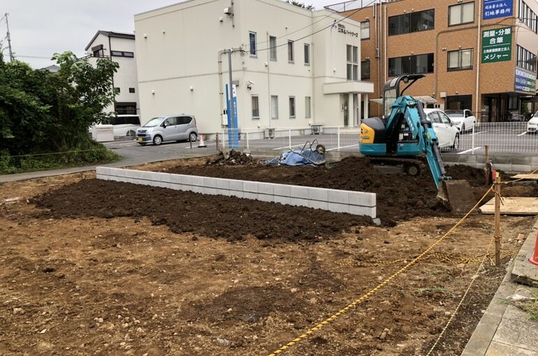 E21BD415-6782-4F37-99B0-526C13C37EAB