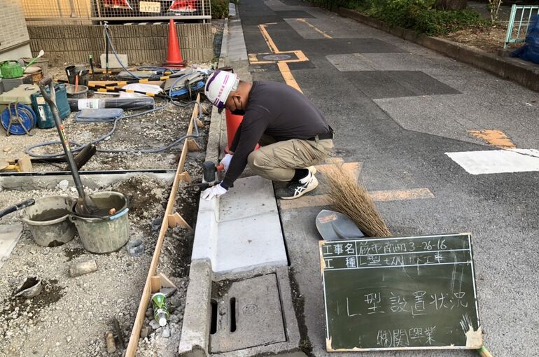 CDBDC8B1-3DF0-46AA-B3CA-3177AC73CEC8