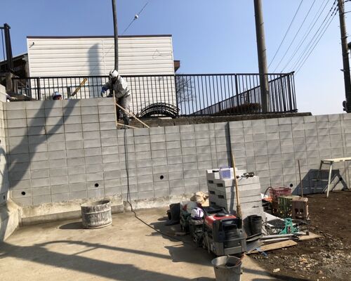 9FE502B3-EEA6-4B42-B279-B1178EF49AB0