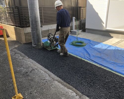 4E019BAD-0721-433E-BD86-D2D8F5AF0E97