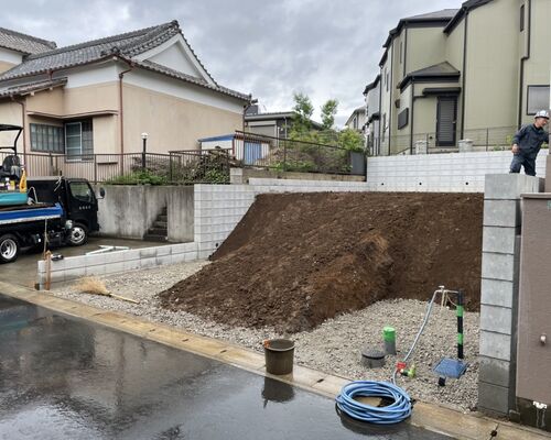 C195D4AE-49D0-49CD-8983-672B3458F42F