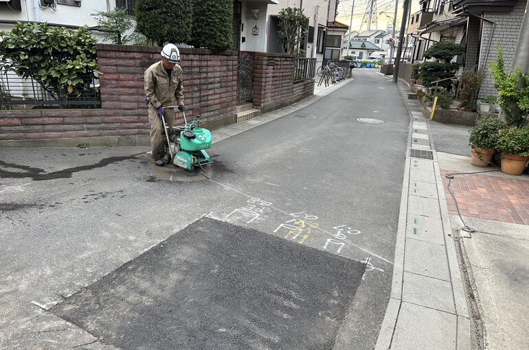 4E819DD6-5DA7-4AB6-A305-0CD39F2FE82F