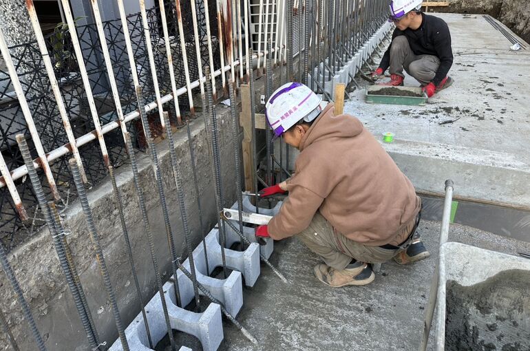 型枠ブロック積み工事