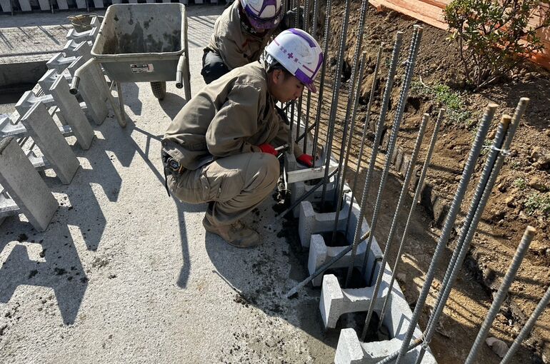 型枠ブロック積み工事