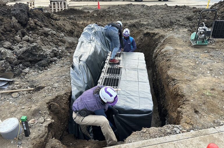 雨水溜桝設置工事