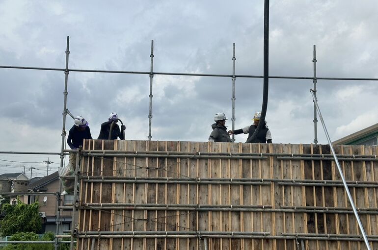 RC擁壁生コン打設工事