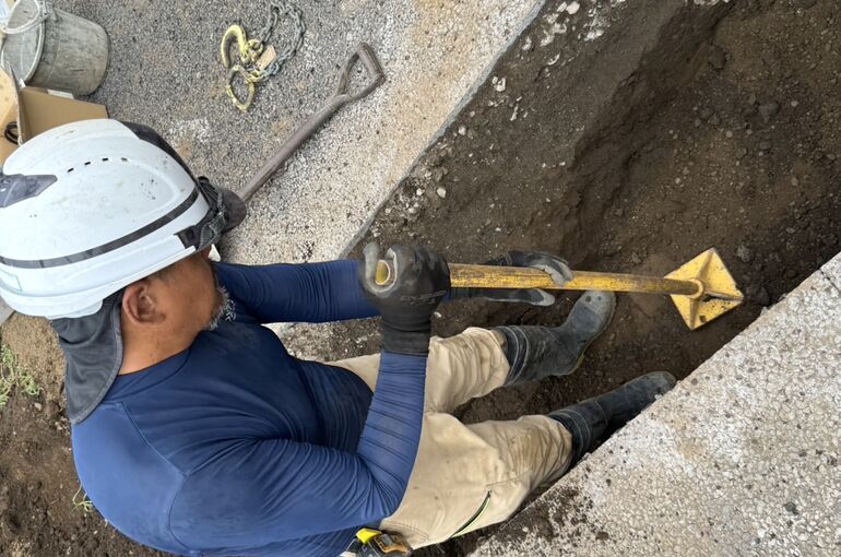 既設給水撤去工事