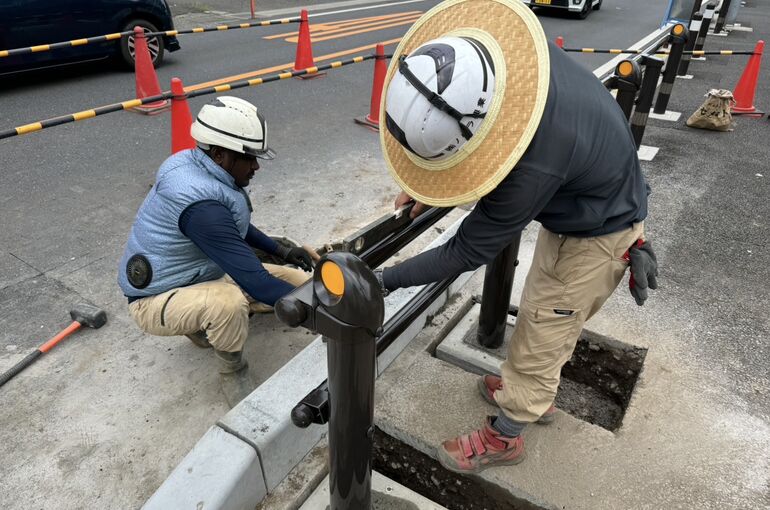 ガードパイプ設置工事