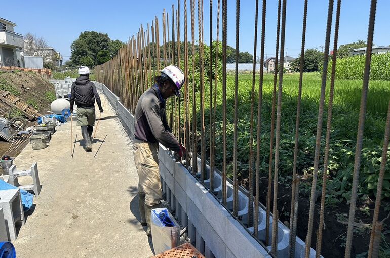 型枠ブロック配筋工事