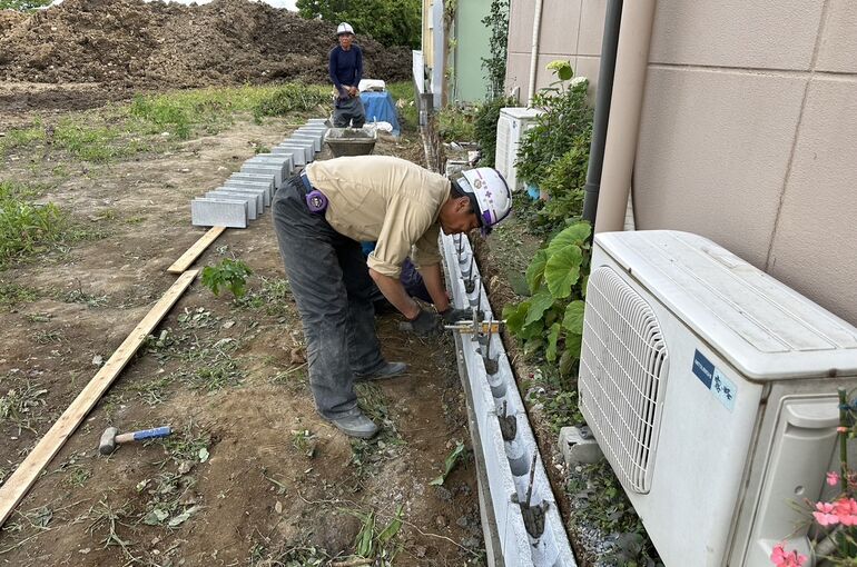 隣地ブロック積み替え工事