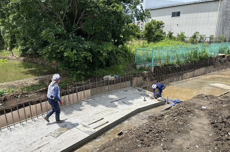 型枠ブロックベース枠ばらし工事