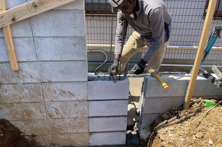 型枠ブロック掘削