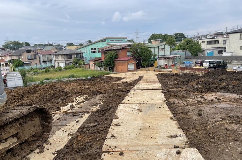 コンクリートベース枠組み工事