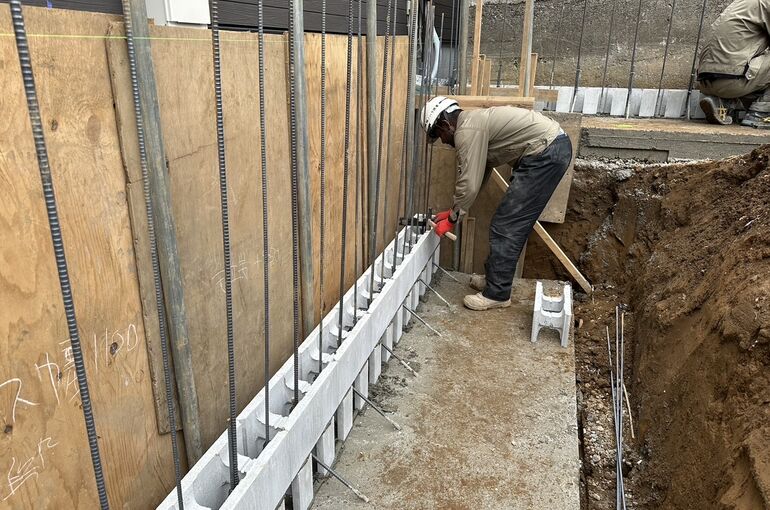 型枠ブロック積み工事