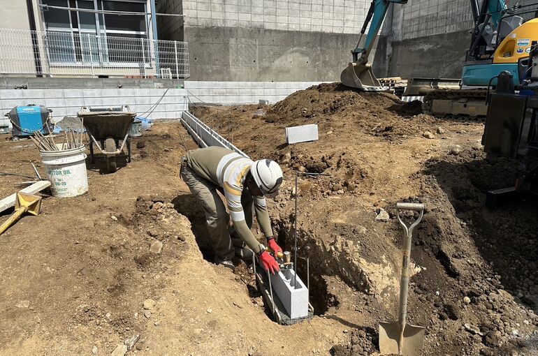 型枠ブロック埋め戻し工事