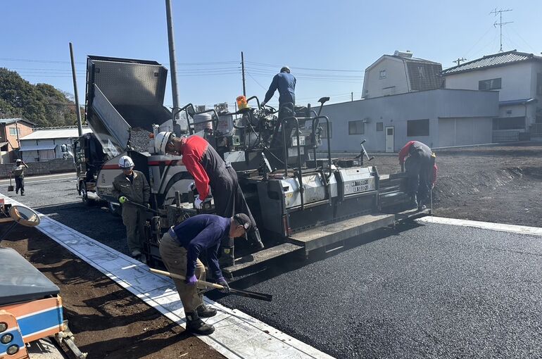開発道路舗装工