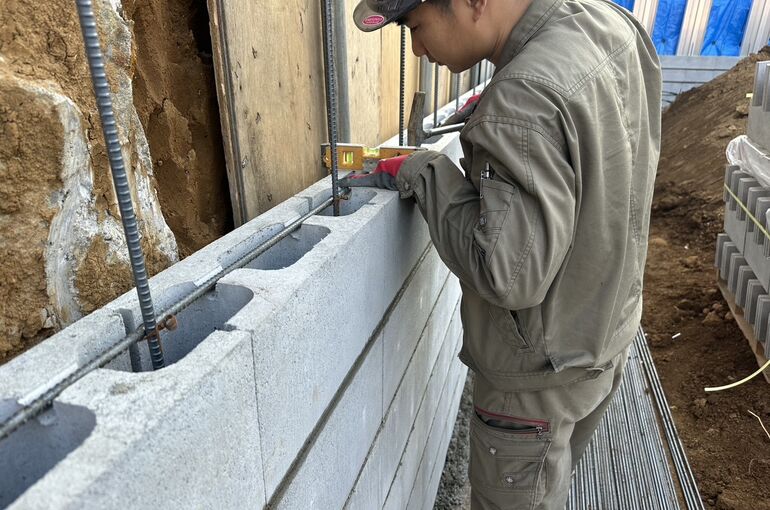 型枠ブロック積み工事