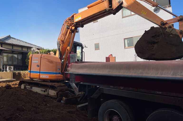残土搬出工事