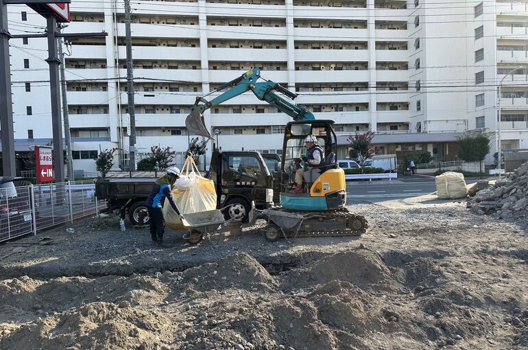 埋設物撤去工事