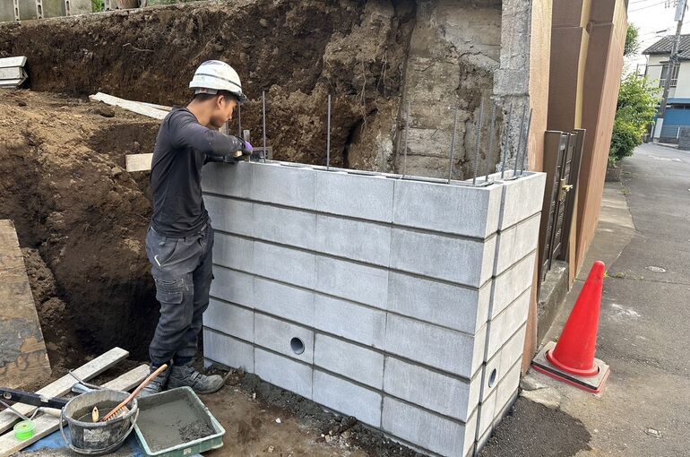 型枠ブロック積み工事