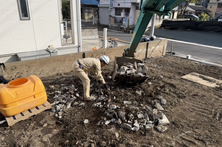 ゴミ置き場下地工事