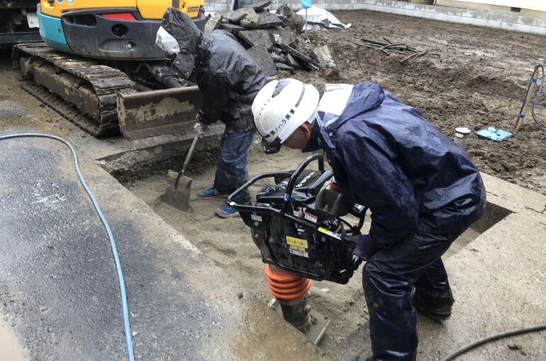 7C78A44B-B91A-421F-86ED-0DD4EE1E2442