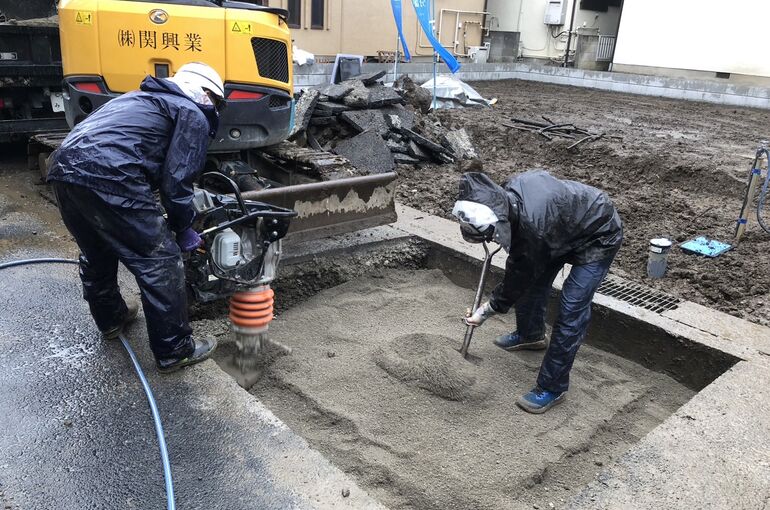 95600E28-9228-4F4B-BCBB-15D439C83EE9