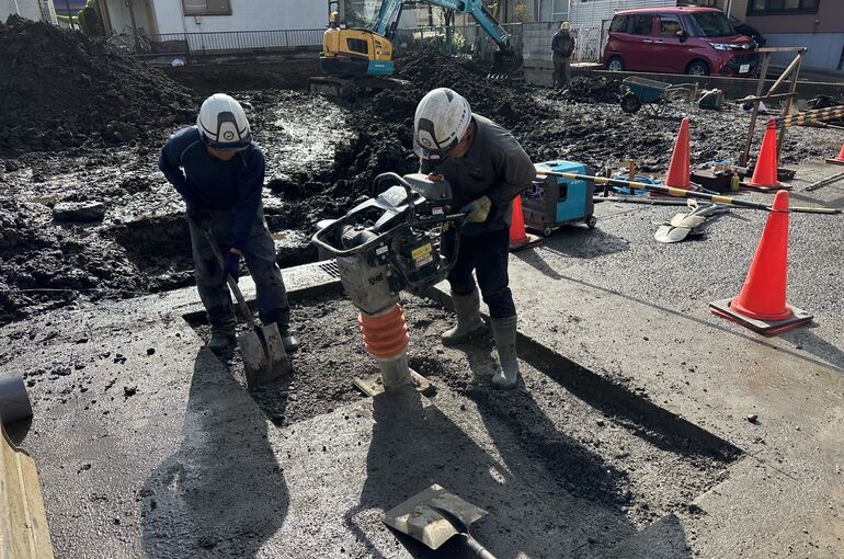 568A4820-8A3F-4E1C-9720-54945E3944AE