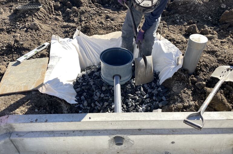 9296D1B4-00C2-433F-8907-3E123E248328