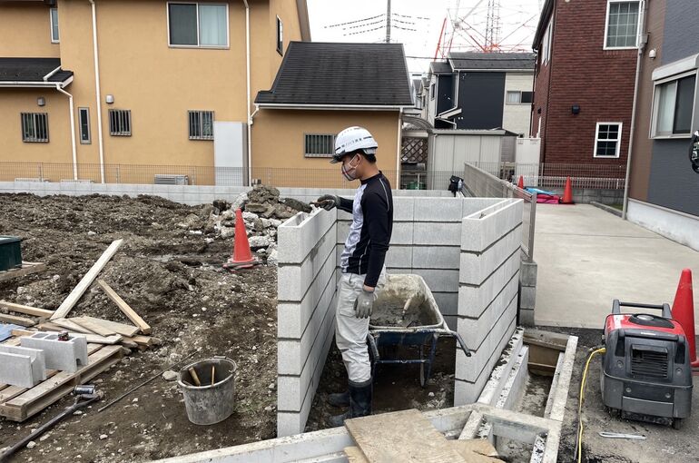 30E95D4D-C708-4B45-8A99-0AB331DA2FDD