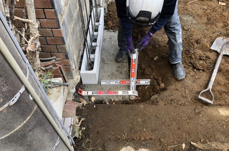 8612D83A-5DEC-441C-93C9-38291CFF36D4