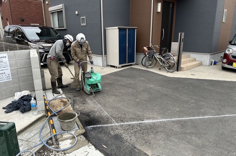 FE897B13-9E0E-4575-916A-ABF9C9420B0E