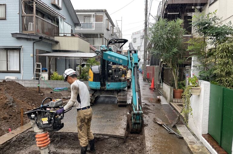 5FC193F9-1DA6-4B4E-8143-68B74259A429