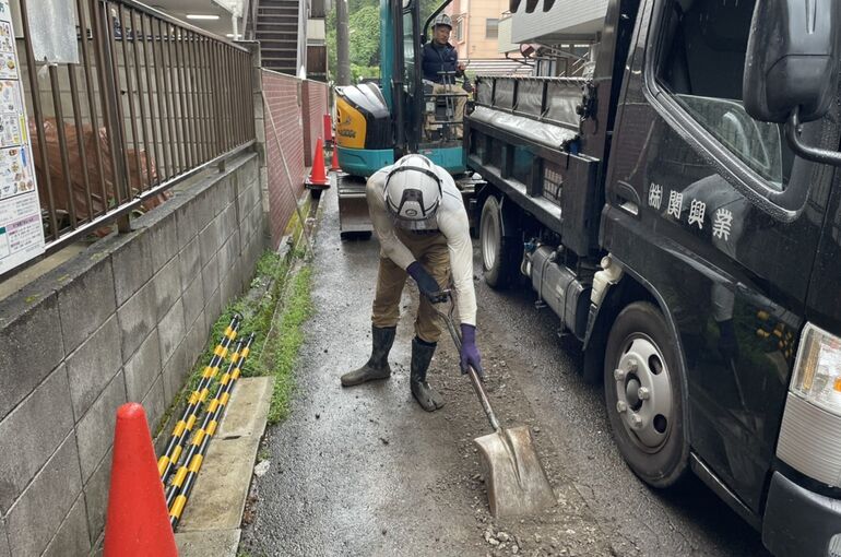 7245534D-FC10-48C2-8141-FA0CBEE74345