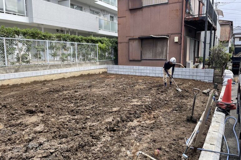 8F7EB961-34C3-4139-B753-D01323CE5B7A