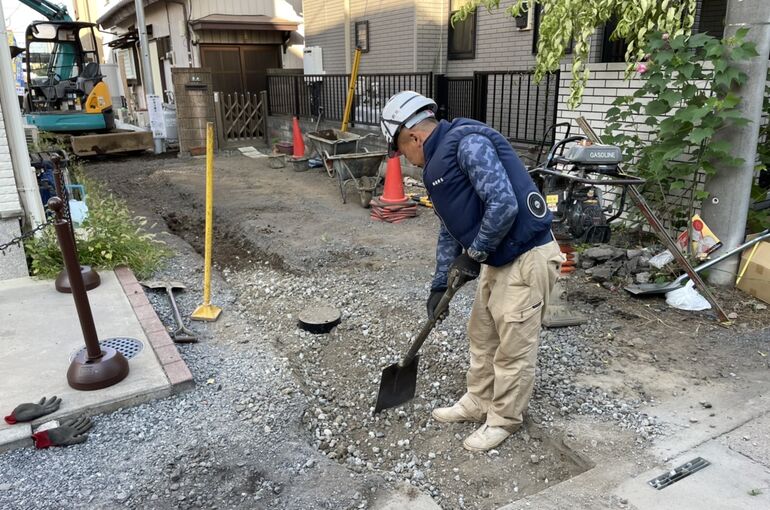 D9BFEE91-6C94-4BEE-81AE-49BBC742790E