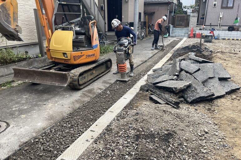 7ADA5B60-099A-46EA-933E-D4C2D08D3FEF