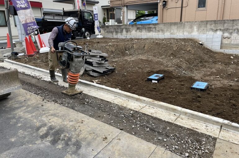 8B72DFCF-1FDC-4730-9927-C21F89954E00