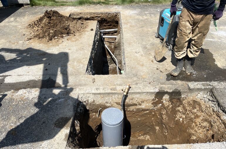 3A82BA96-CCE3-450E-BC7F-284E13AEEB9B