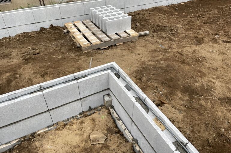 4E45C43E-2AA7-43A1-91E9-C7C83488B51F