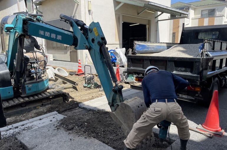 ひと夏　ひと夏