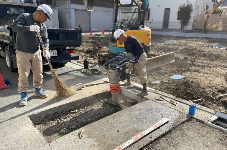 3F9C57B0-9960-4A30-B04C-8FAEA3A50E10