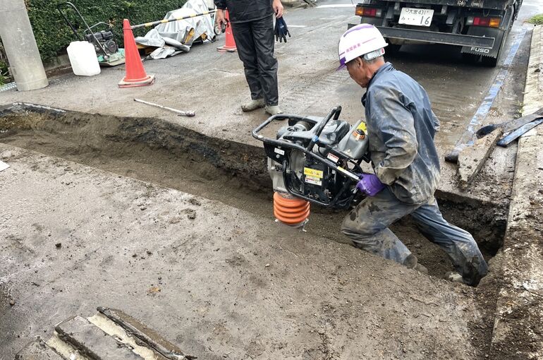 D3443655-416E-43B4-97B6-C8D0CB7BD928