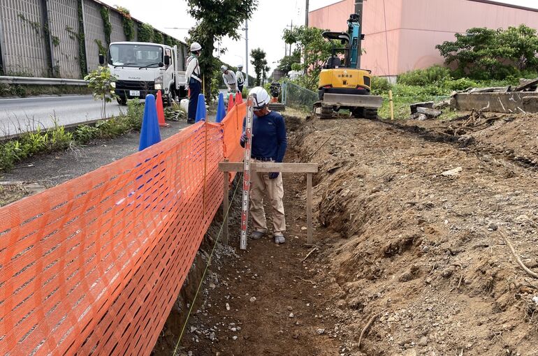 765FCB14-E32A-4C3F-BBBB-4B13C1B4ADF4